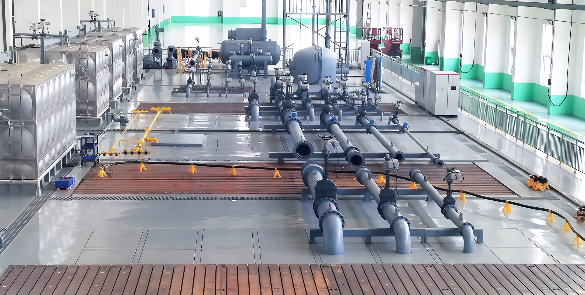 興建國標(biāo)一級試驗(yàn)臺