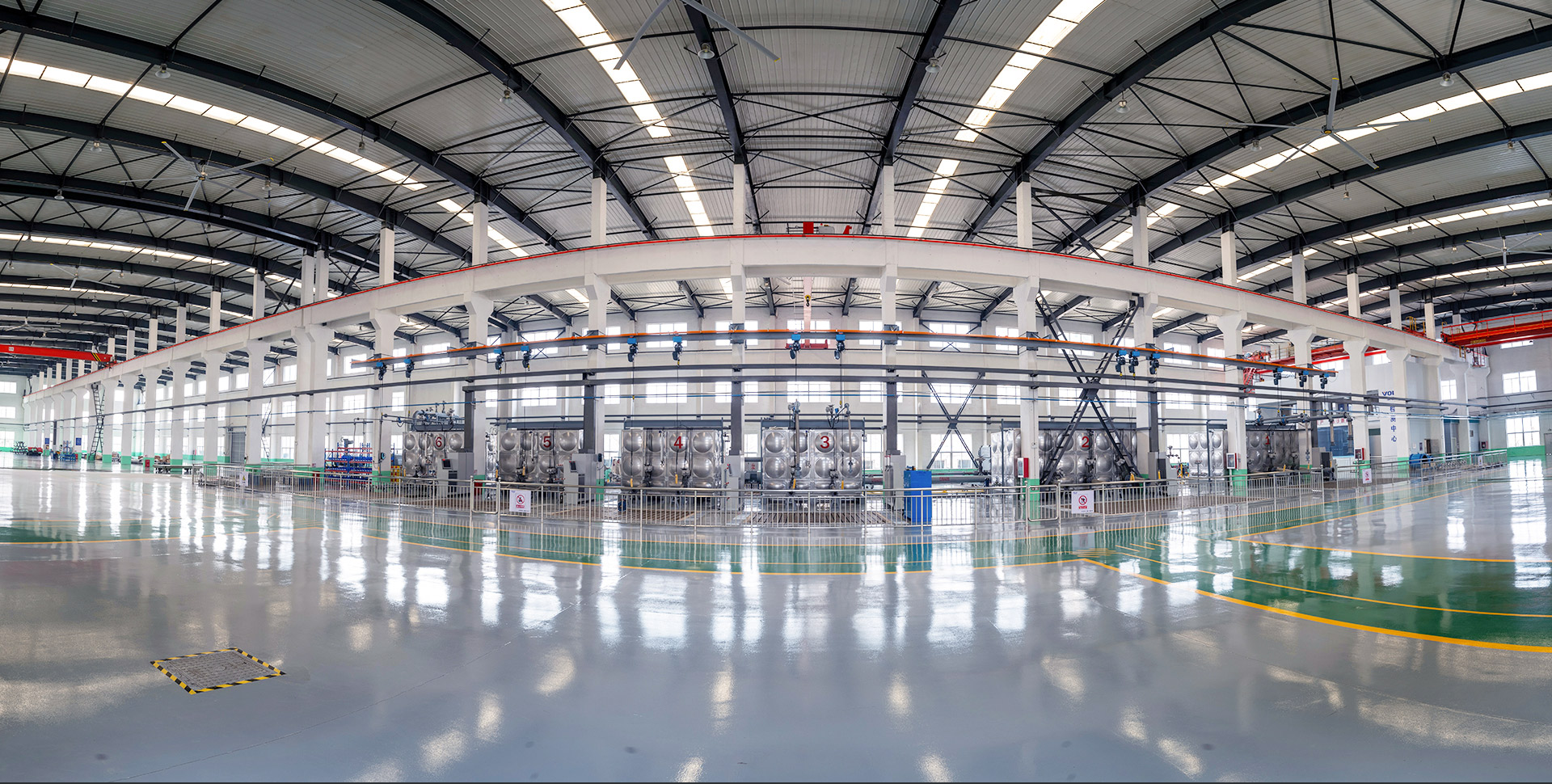 興建國標(biāo)一級試驗(yàn)臺